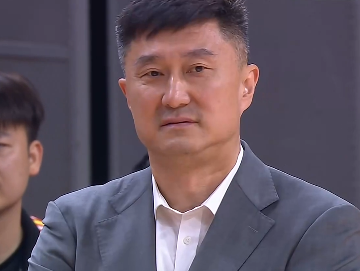 乐鱼官网-CBA疯狂一夜！广东完成大逆转，北京1分险胜山西，北控大胜吉林